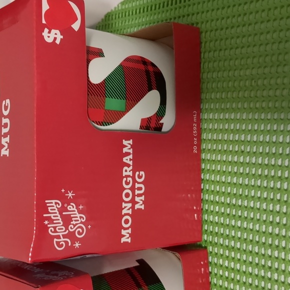Holiday Monogram Cup *J only* New - Picture 4 of 6